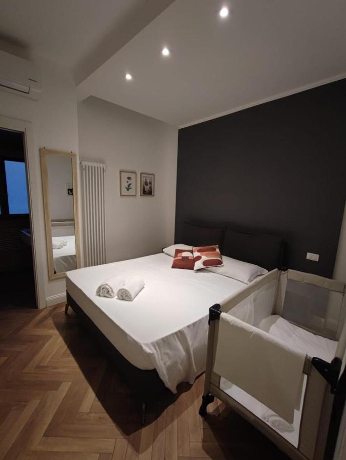 La Fenice Monti Rom Exteriör bild